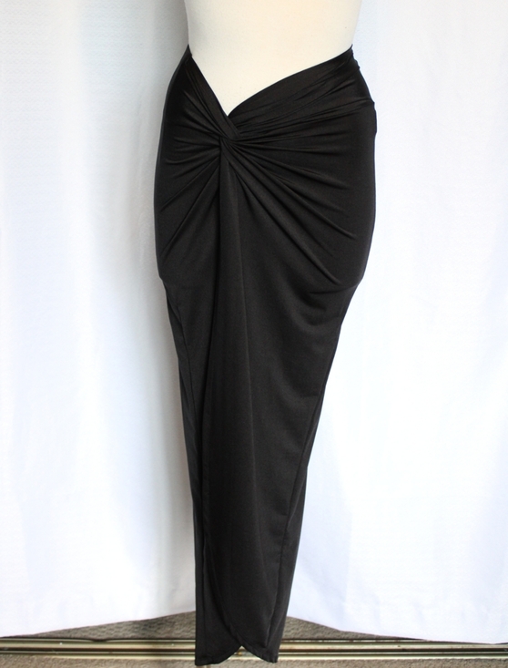 SHEIN Dresses & Skirts - SHEIN Black Ruched XS Split Skirt